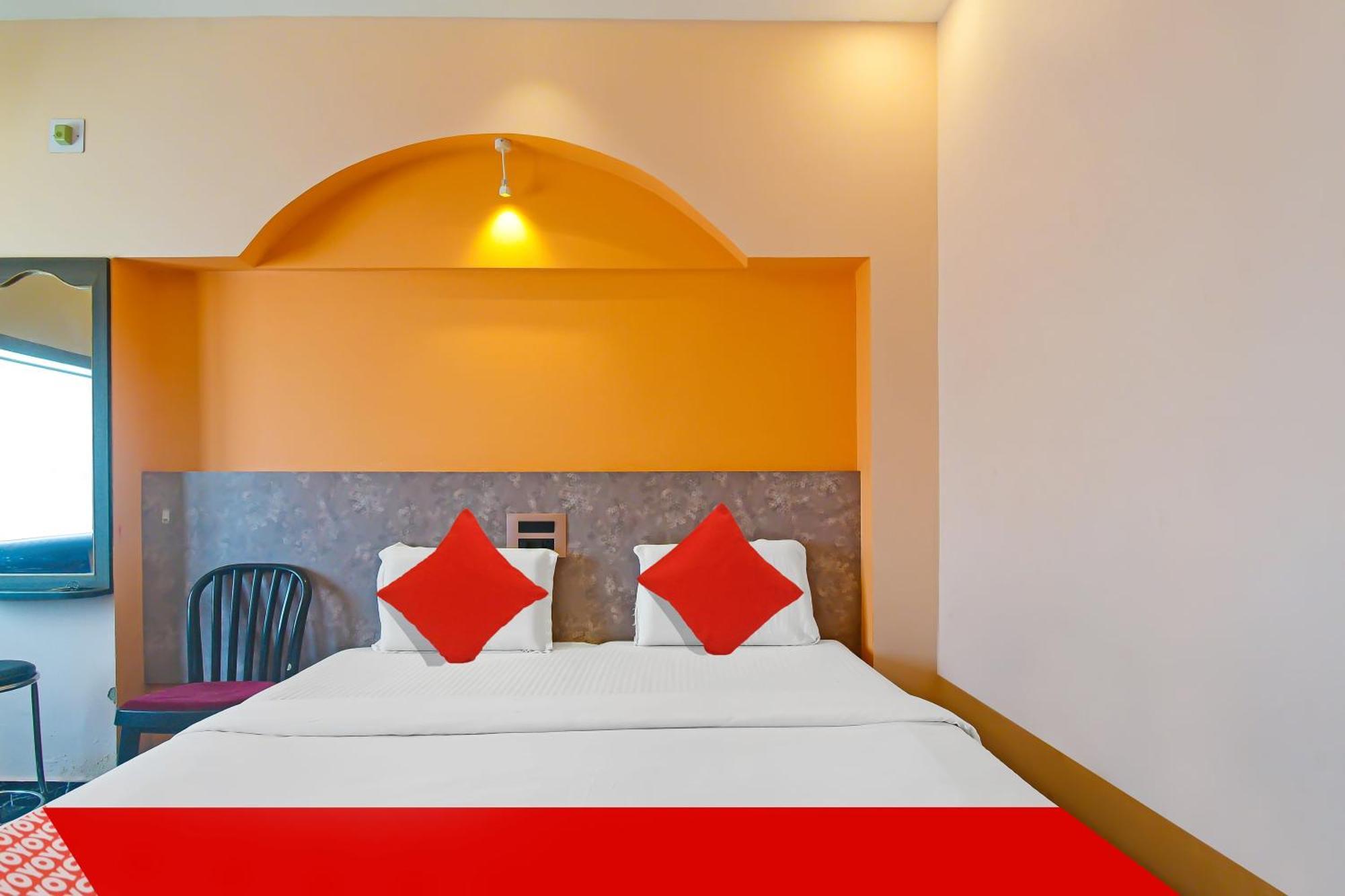 Oyo Flagship Hotel Sea Garden Puri Kültér fotó