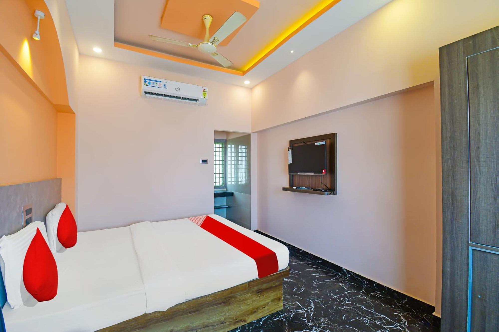 Oyo Flagship Hotel Sea Garden Puri Kültér fotó